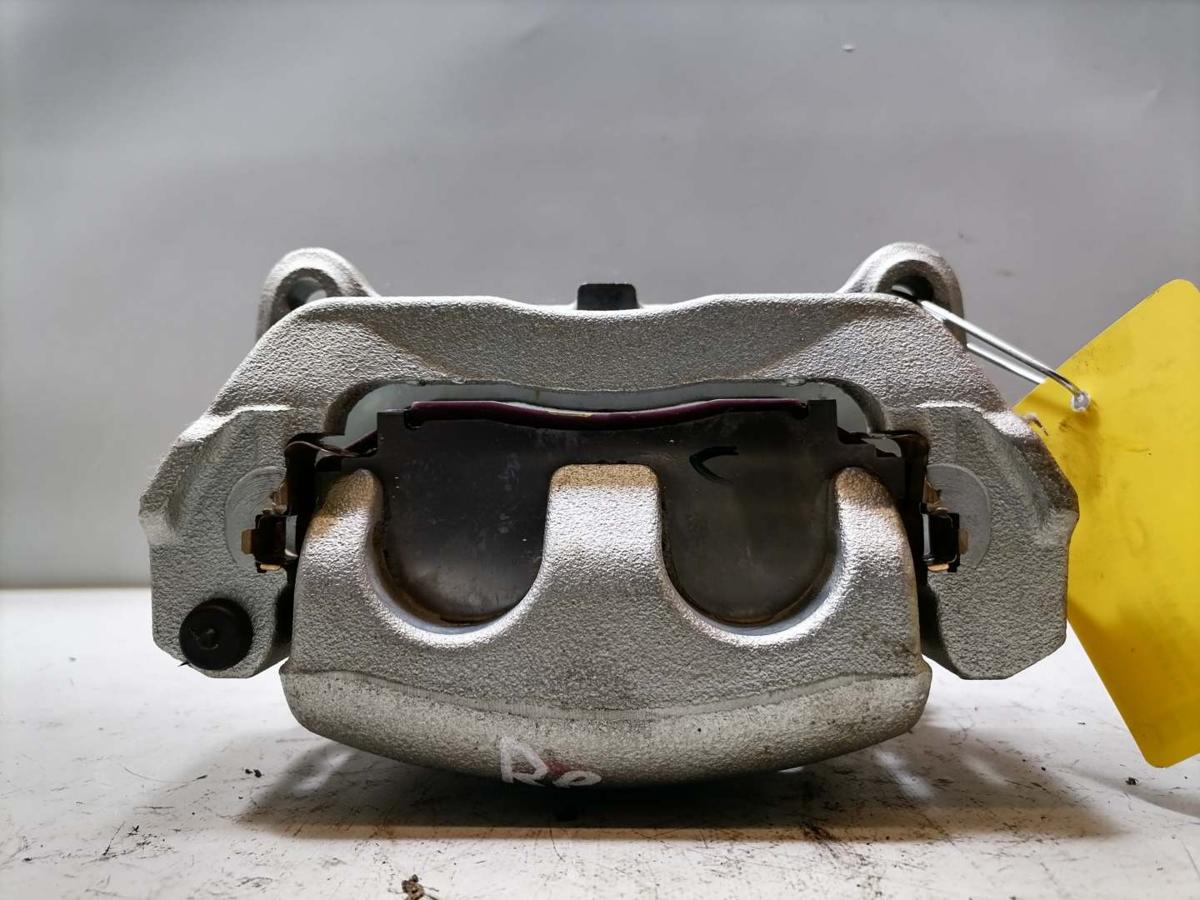 Mitsubishi Eclipse Cross GL3W original Bremssattel vorn rechts 2.4 72kw Bj.2023